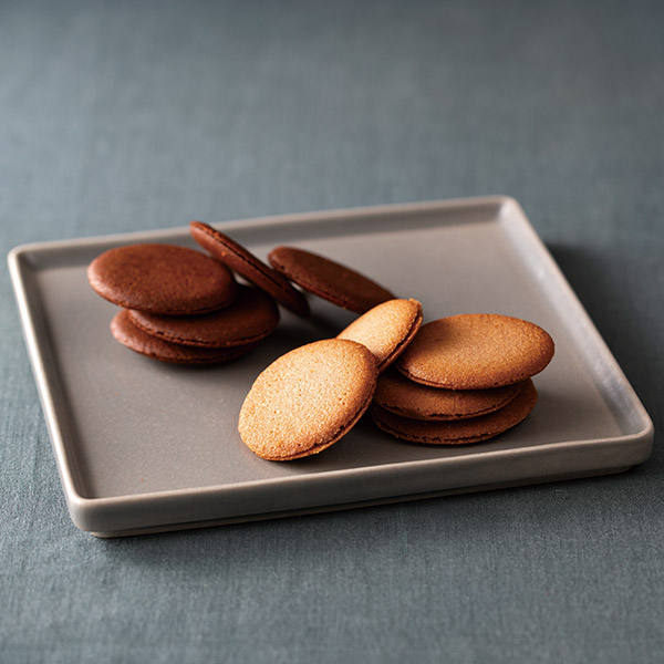 ＜GODIVA＞ラングドシャクッキーアソートメント